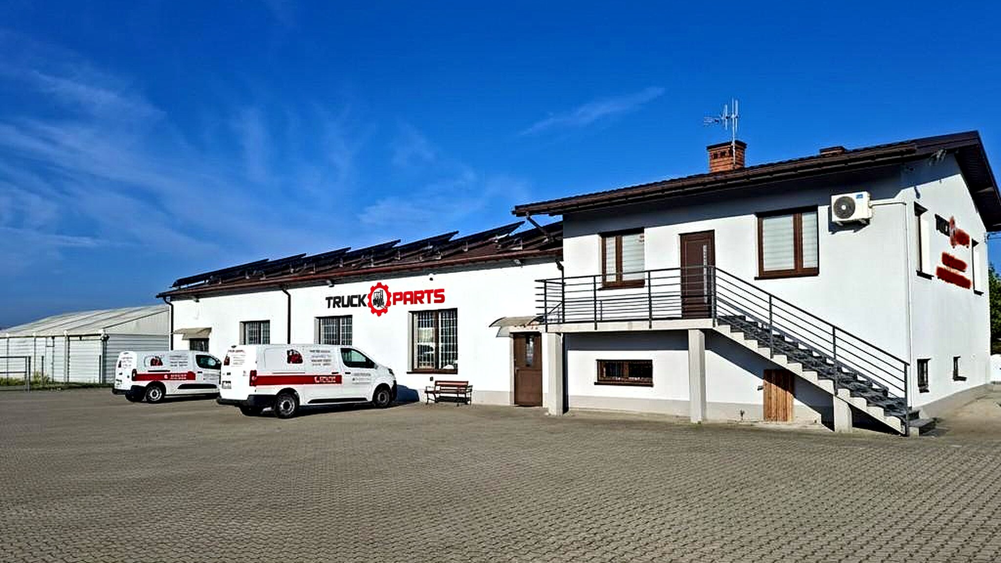Magazyn Truck-Parts przy ulicy Brzozowej 3 w Wierzbicy